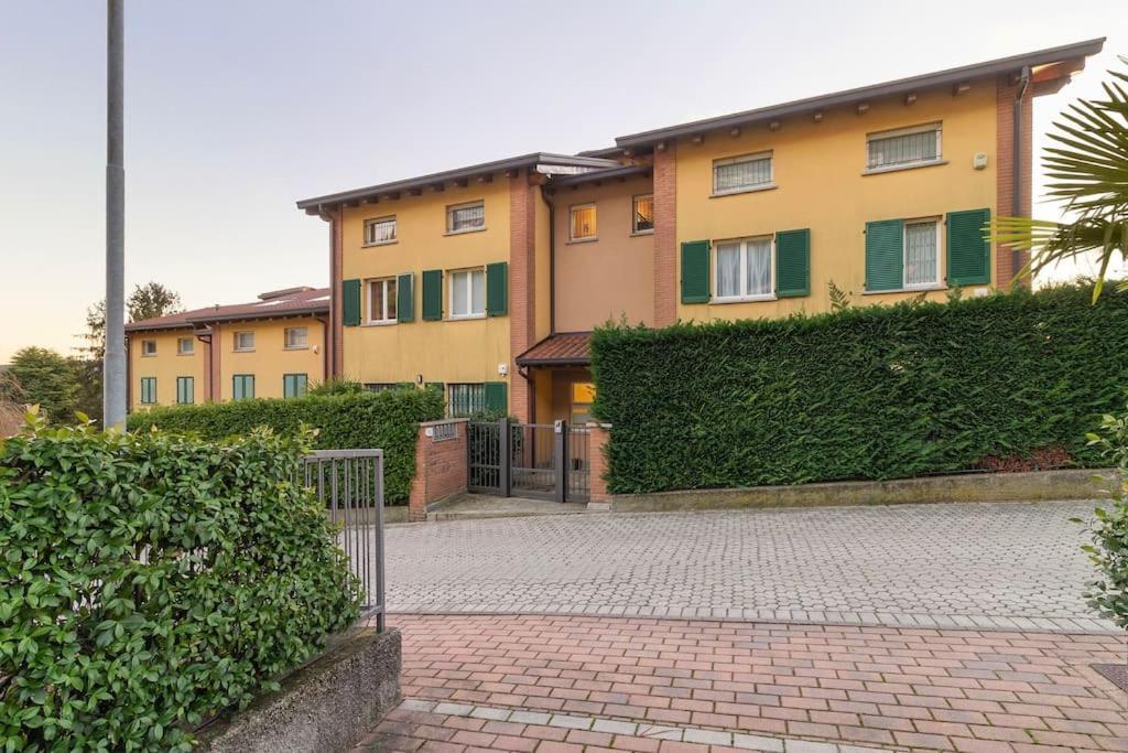Appartamento Bellavista Con Ac E Posto Auto A Brunate Como Exteriör bild