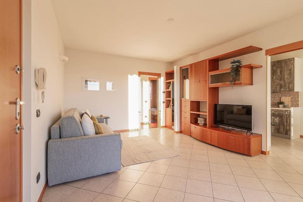 Appartamento Bellavista Con Ac E Posto Auto A Brunate Como Exteriör bild